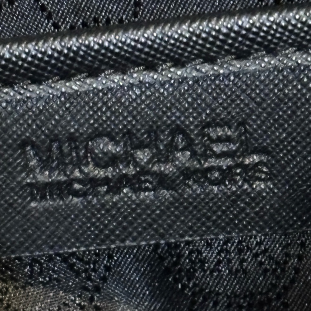 Michael Kors Jet Set Medium Tote Bag - Picture 6 of 7